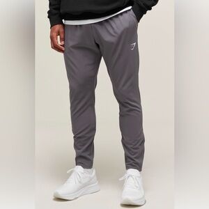 Gymshark Men's Arrival Woven Joggers Pants